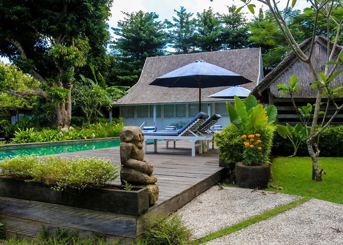ベッド・アンド・ブレックファスト Chanteak Bali - Teak House 1 *