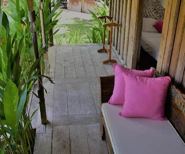 Chanteak Bali - Teak House 1 ベッド・アンド・ブレックファスト *